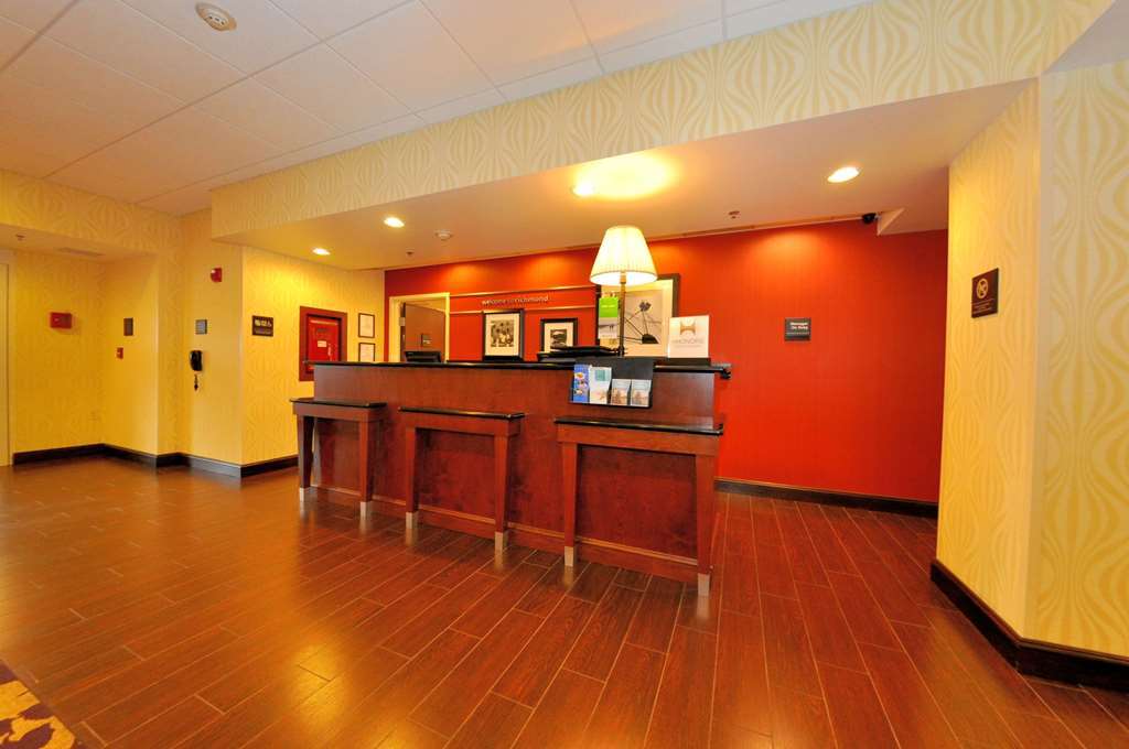 Hampton Inn Richmond - Airport Сендстон Інтер'єр фото